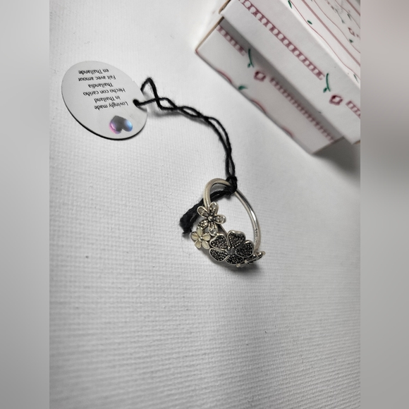 PANDORA Shimmering Bouquet .925 Sterling Silver Ring - Picture 6 of 13